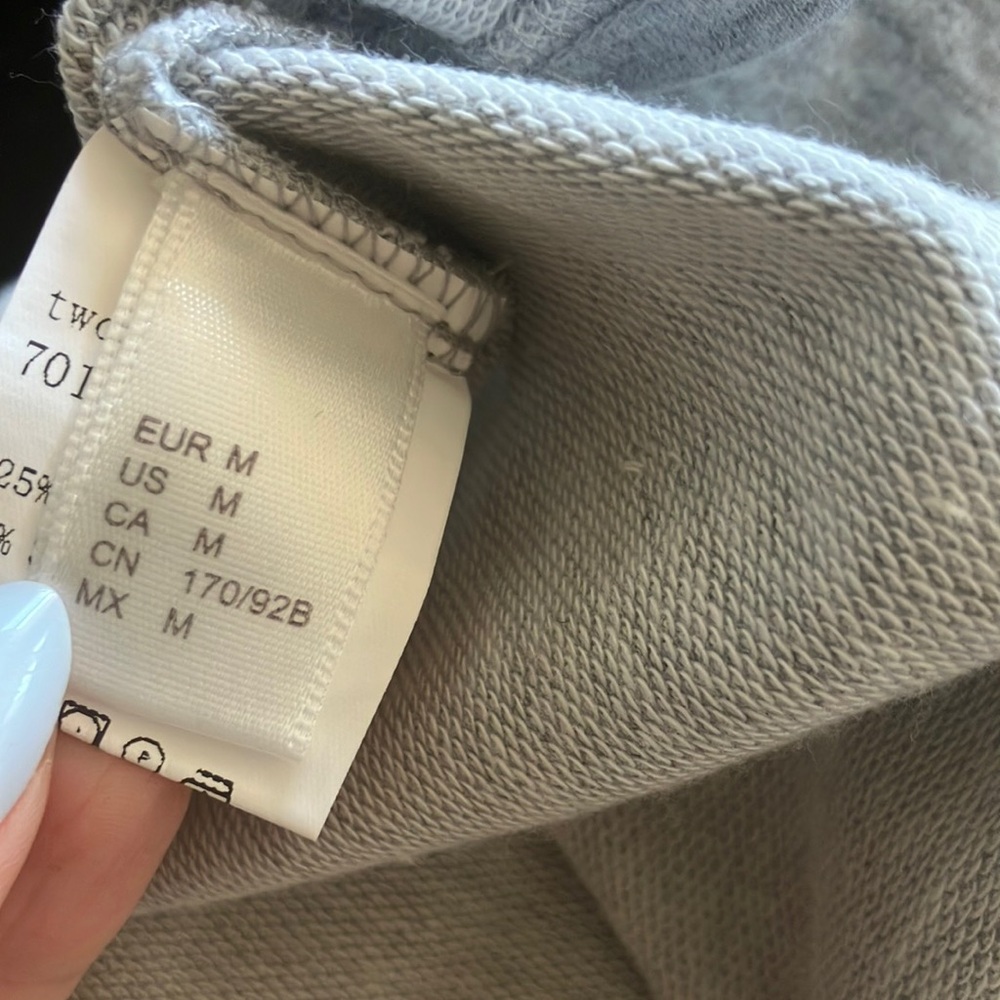 Gray Cropped Sweatshirt - Picture 6 of 7